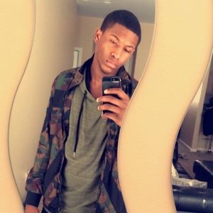 Meet your Posher, Jay